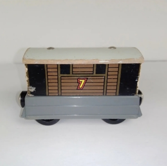 RARE Thomas and Friends Number 7 Thomas the Tank Engine Wooden Train Railway Car - Picture 3 of 7